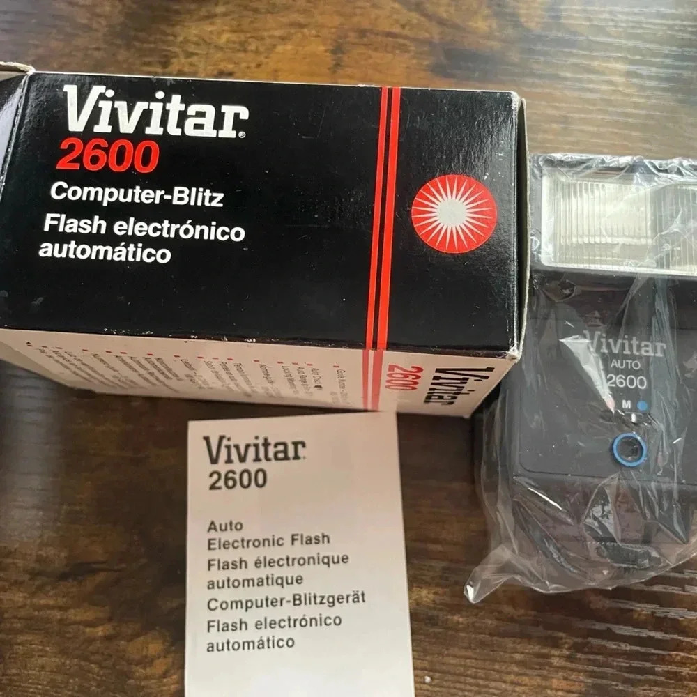 Vivitar 2600 Auto Electronic Flash For Camera Computer Blitz Guide#DIN 21/m:18”